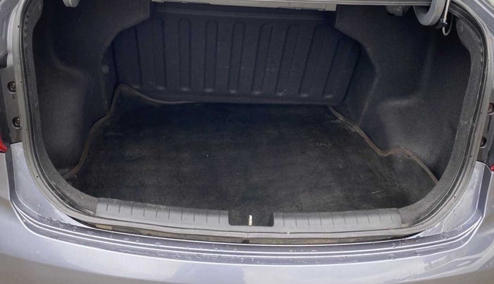 2017 Hyundai Xcent E+, Petrol, Manual, 26,370 km, Boot Inside