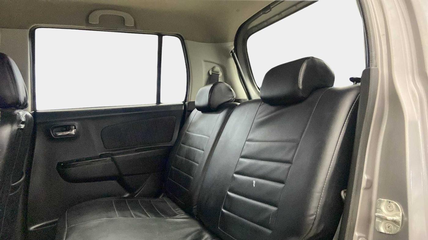 2013 Maruti Wagon R Stingray VXI, Petrol, Manual, 70,322 km, Right Side Rear Door Cabin