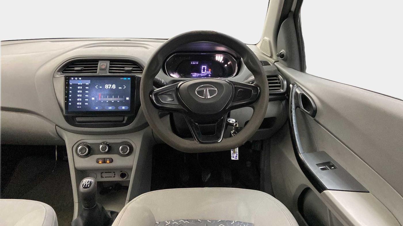 2020 Tata TIGOR XE PETROL, Petrol, Manual, 73,367 km, Steering Wheel Close Up