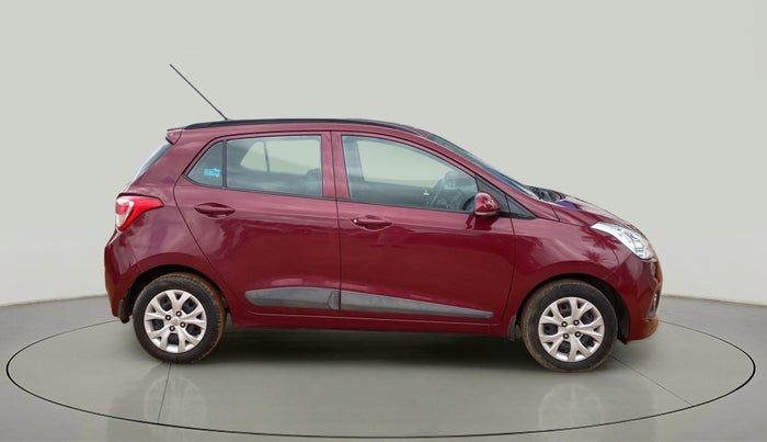 2016 Hyundai Grand i10 SPORTZ 1.2 KAPPA VTVT, Petrol, Manual, 75,044 km, Right Side View