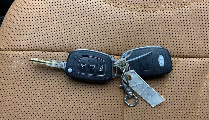 2018 Hyundai Creta E PLUS 1.6 PETROL, Petrol, Manual, 48,268 km, Key Close Up