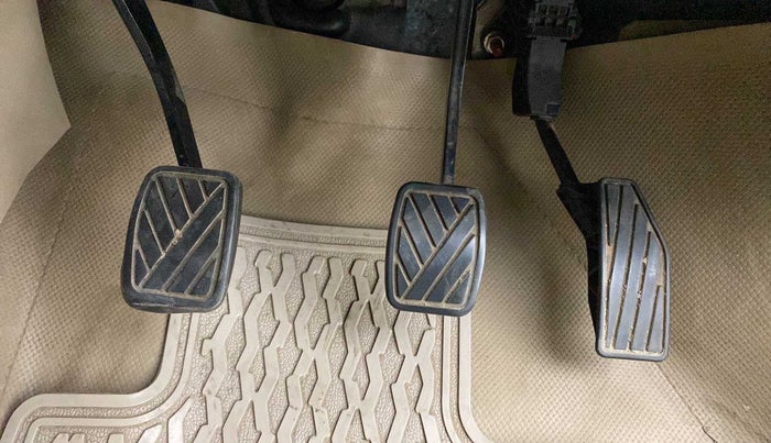 2022 Maruti Dzire VXI, Petrol, Manual, 35,844 km, Pedals
