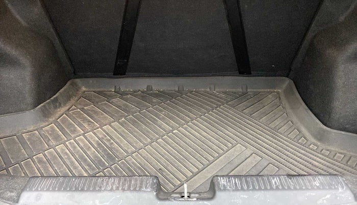 2022 Maruti Dzire VXI, Petrol, Manual, 35,844 km, Boot Inside