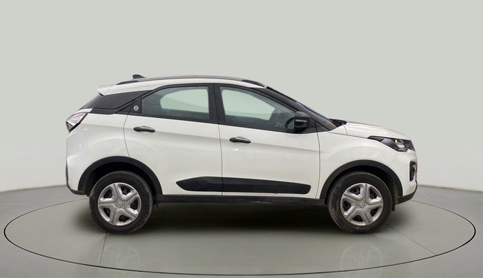 2023 Tata NEXON XM PLUS SUNROOF PETROL, Petrol, Manual, 10,950 km, Right Side View