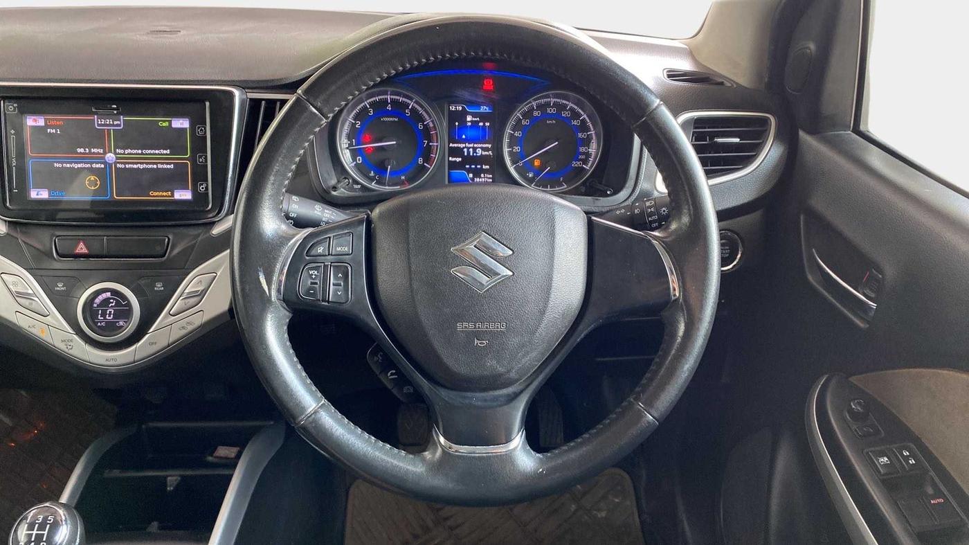 2015 Maruti Baleno ALPHA PETROL 1.2, Petrol, Manual, 38,484 km, Steering Wheel Close Up