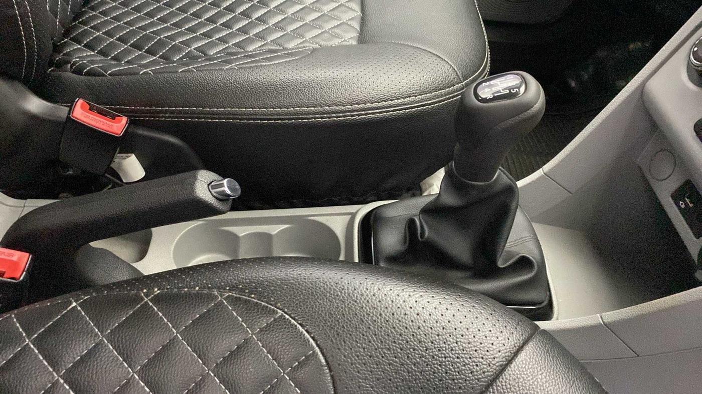 2022 Tata Tiago XZ PETROL, Petrol, Manual, 28,227 km, Gear Lever