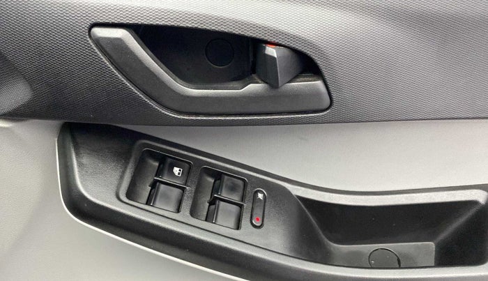 2022 Tata Tiago XZ PETROL, Petrol, Manual, 28,227 km, Driver Side Door Panels Control