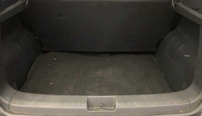 2022 Nissan MAGNITE XE, Petrol, Manual, 22,517 km, Boot Inside