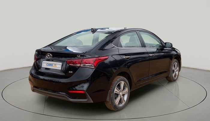 2018 Hyundai Verna 1.6 VTVT SX O, Petrol, Manual, 35,547 km, Right Back Diagonal