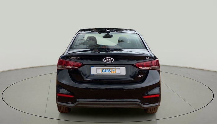 2018 Hyundai Verna 1.6 VTVT SX O, Petrol, Manual, 35,547 km, Back/Rear
