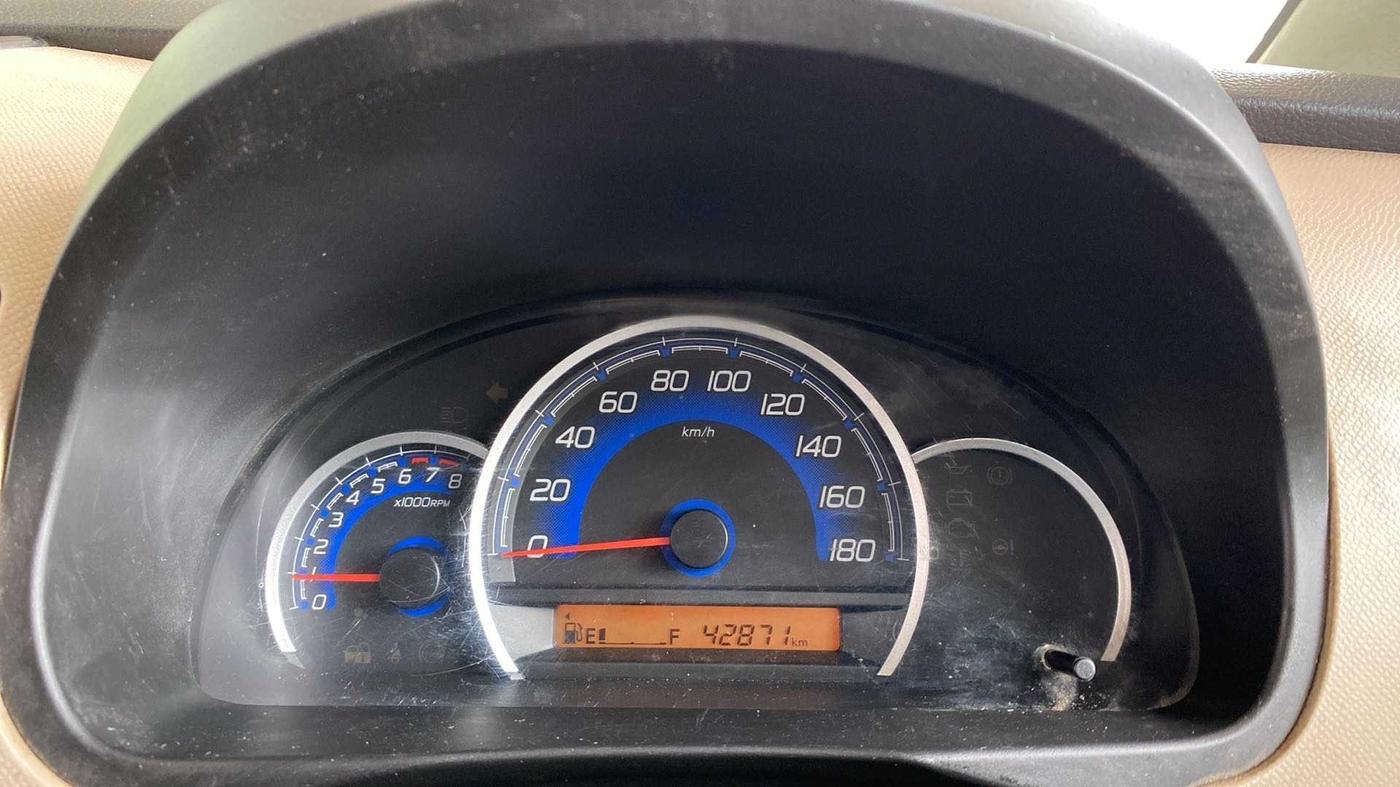 2018 Maruti Wagon R 1.0 VXI, Petrol, Manual, 42,861 km, Odometer Image