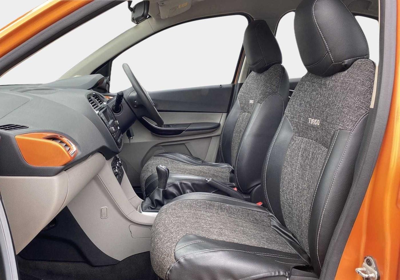 2016 Tata Tiago XZ PETROL, Petrol, Manual, 69,458 km, Right Side Front Door Cabin