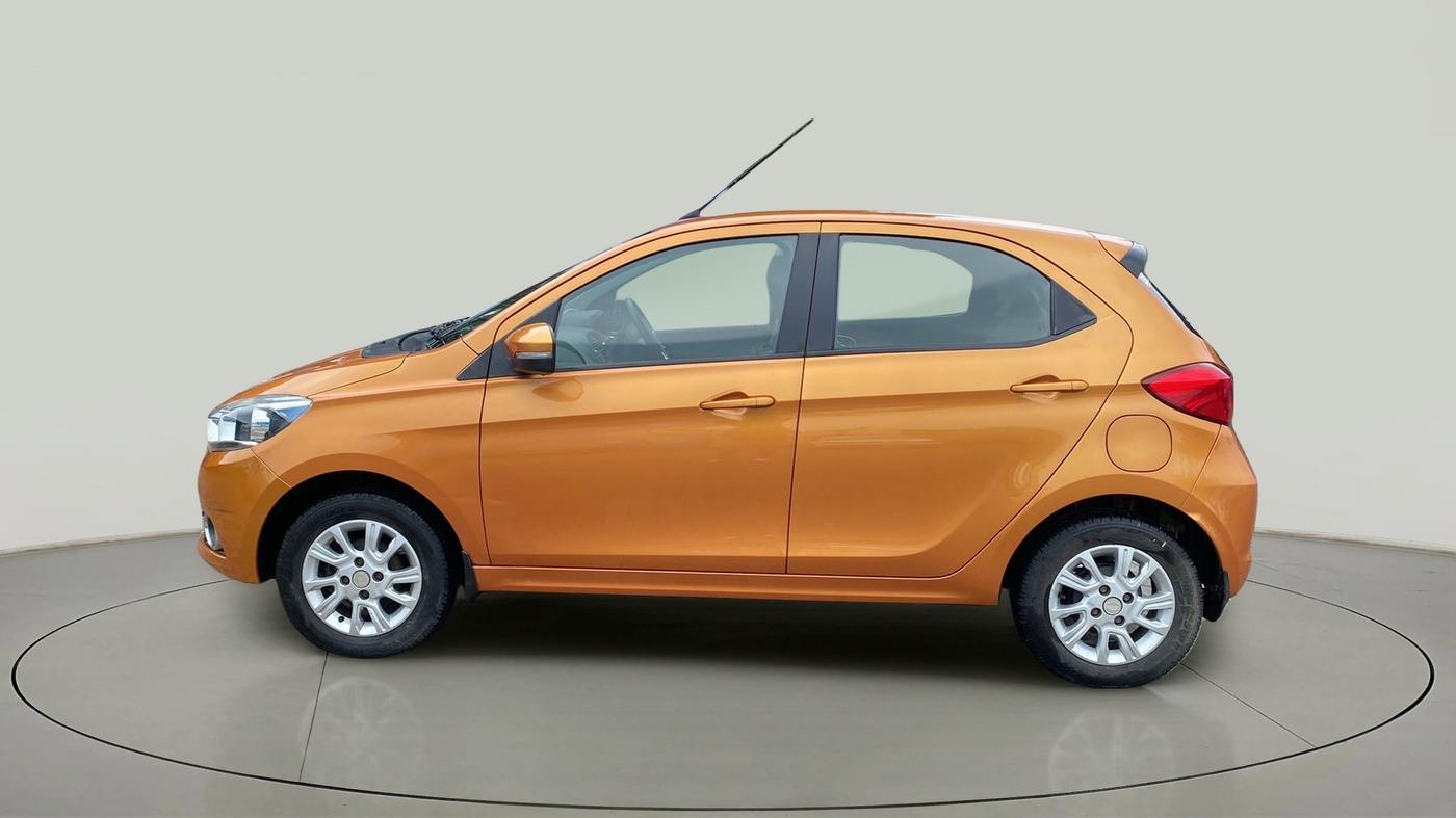 2016 Tata Tiago XZ PETROL, Petrol, Manual, 69,458 km, Left Side