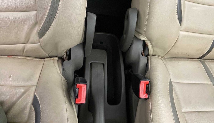 2014 Hyundai i10 MAGNA 1.1, Petrol, Manual, 28,020 km, Driver Side Adjustment Panel