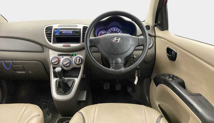 2014 Hyundai i10 MAGNA 1.1, Petrol, Manual, 28,020 km, Steering Wheel Close Up