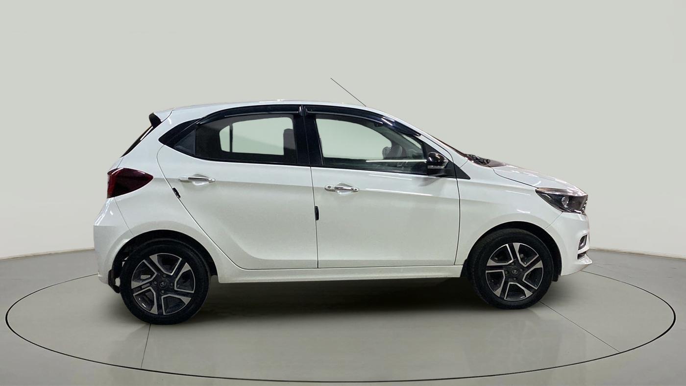 2023 Tata Tiago XZ PLUS PETROL, Petrol, Manual, 7,513 km, Right Side View