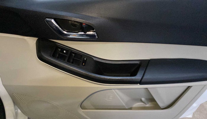 2023 Tata Tiago XZ PLUS PETROL, Petrol, Manual, 7,513 km, Driver Side Door Panels Control