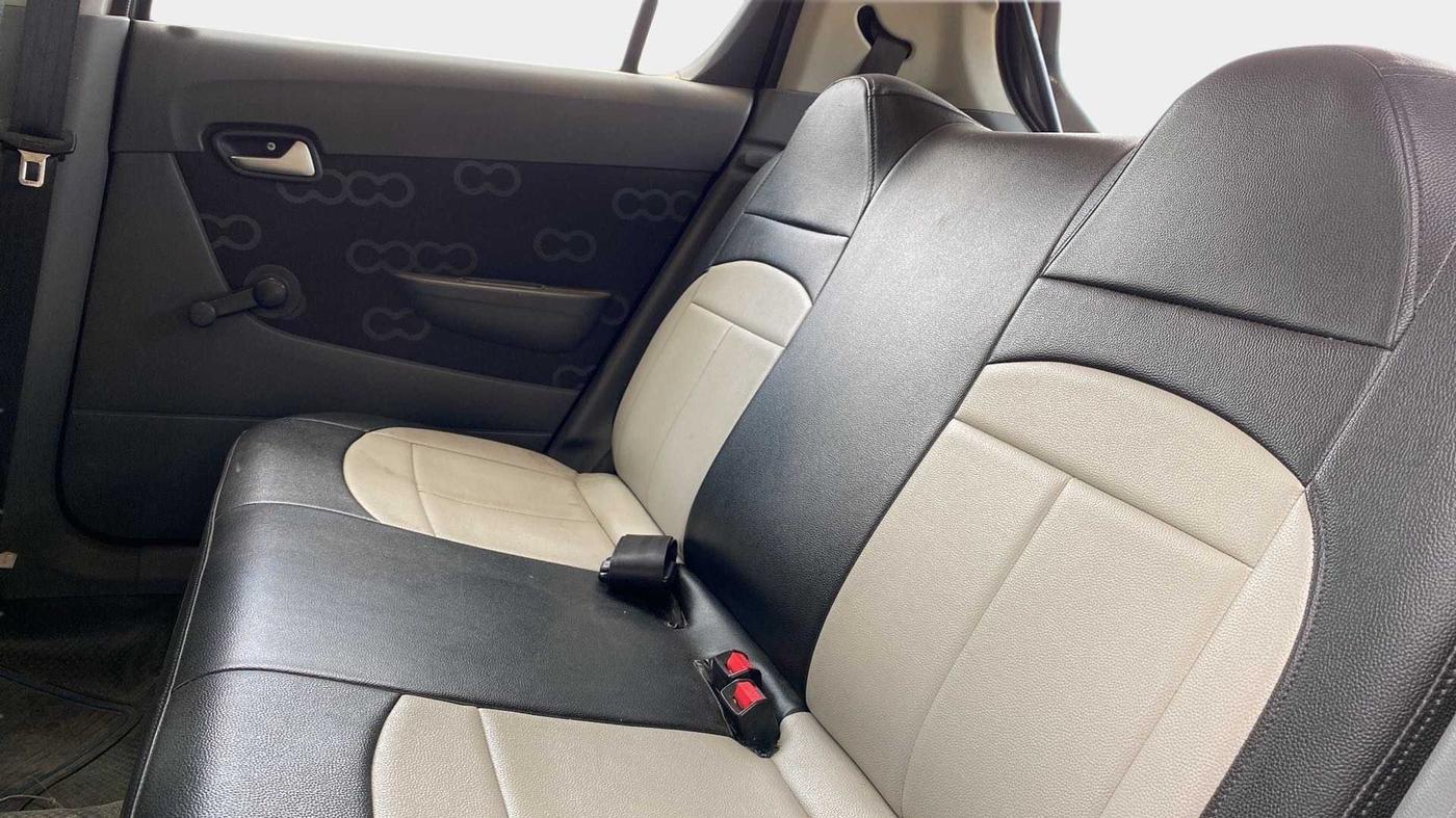 2014 Maruti Alto 800 LXI, Petrol, Manual, 43,780 km, Right Side Rear Door Cabin