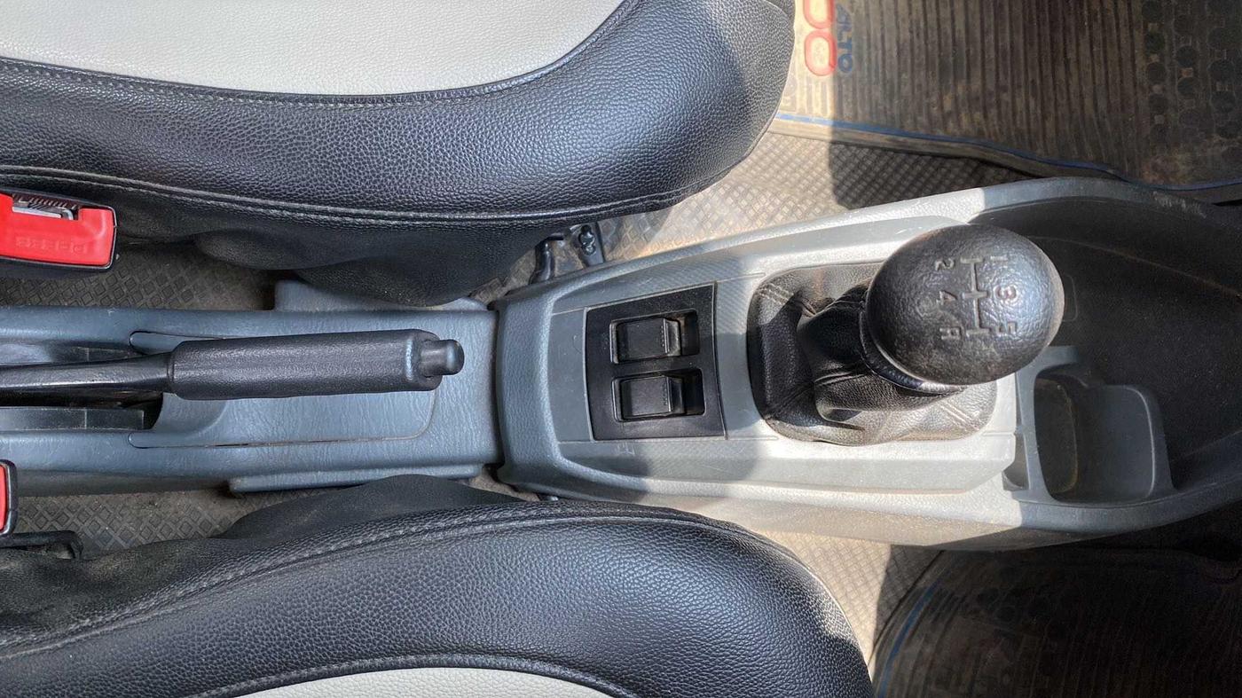 2014 Maruti Alto 800 LXI, Petrol, Manual, 43,780 km, Gear Lever