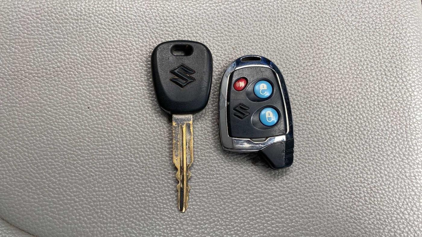 2014 Maruti Alto 800 LXI, Petrol, Manual, 43,780 km, Key Close Up