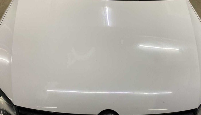 2019 Volkswagen Polo TRENDLINE 1.0L, Petrol, Manual, 40,729 km, Bonnet (hood) - Minor scratches