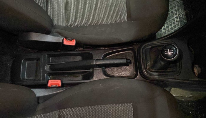 2019 Volkswagen Polo TRENDLINE 1.0L, Petrol, Manual, 40,729 km, Gear Lever