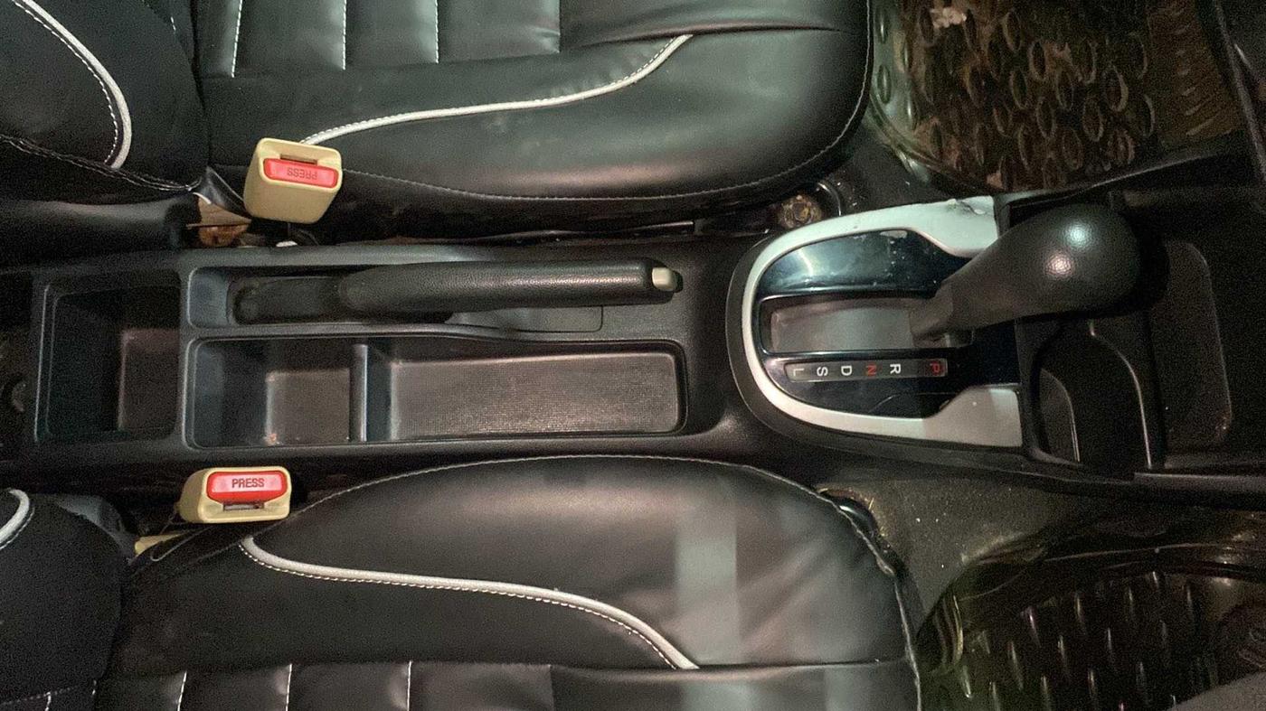 2016 Honda Jazz 1.2L I-VTEC S AT, Petrol, Automatic, 97,561 km, Gear Lever