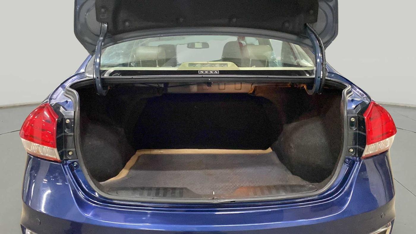 2018 Maruti Ciaz ALPHA  AT 1.5 SHVS PETROL, Petrol, Automatic, 57,363 km, Boot Inside