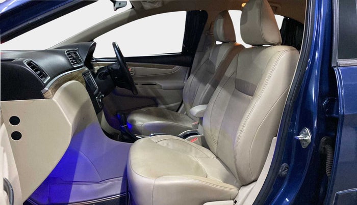 2018 Maruti Ciaz ALPHA  AT 1.5 SHVS PETROL, Petrol, Automatic, 57,363 km, Right Side Front Door Cabin