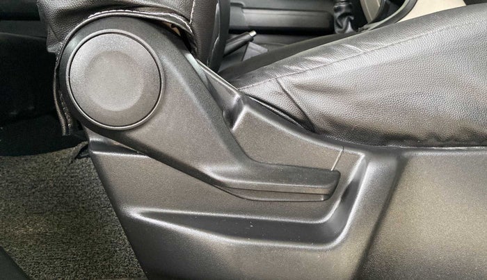 2019 Maruti New Wagon-R VXI 1.0, Petrol, Manual, 53,966 km, Driver Side Adjustment Panel