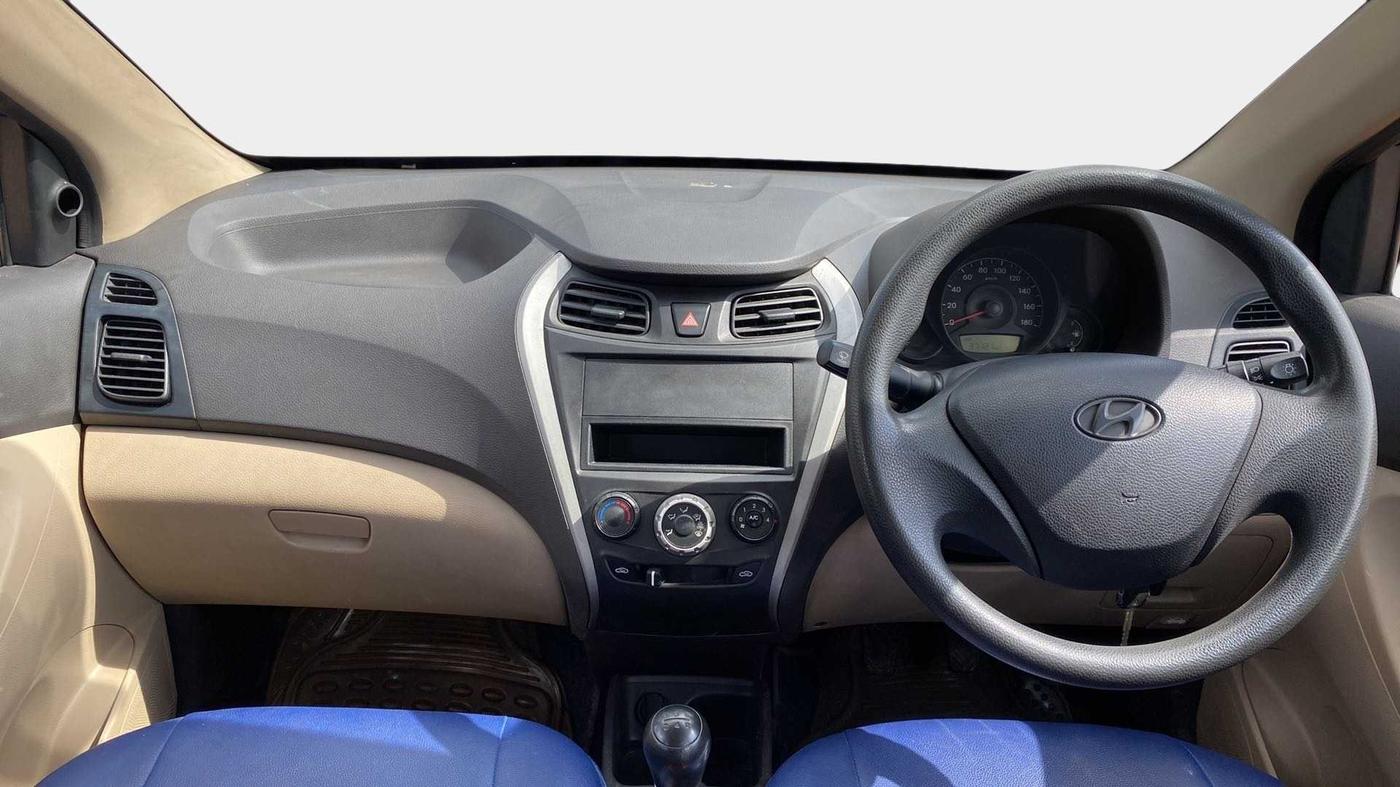 2012 Hyundai Eon ERA +, Petrol, Manual, 37,051 km, Dashboard