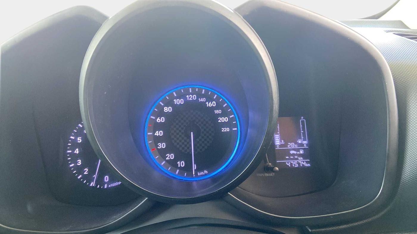 2020 Hyundai VENUE S 1.2, Petrol, Manual, 47,586 km, Odometer Image