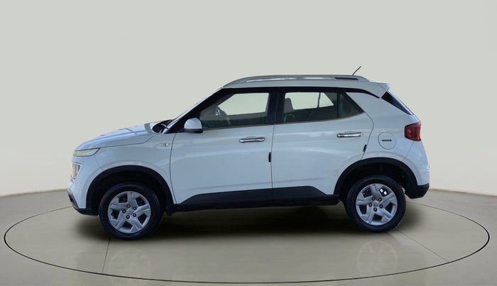2020 Hyundai VENUE S 1.2, Petrol, Manual, 47,586 km, Left Side