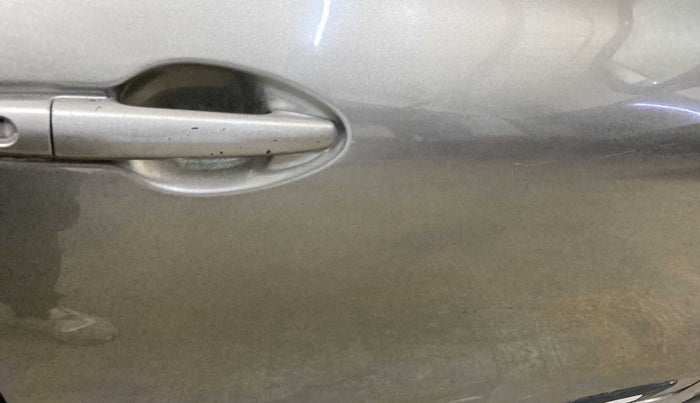 2018 Maruti Dzire LXI, Petrol, Manual, 58,159 km, Driver-side door - Door visor damaged