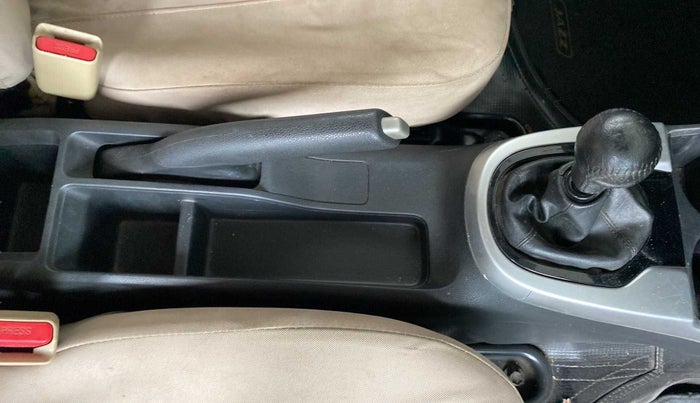 2017 Honda Jazz 1.2L I-VTEC V, Petrol, Manual, 33,874 km, Gear Lever