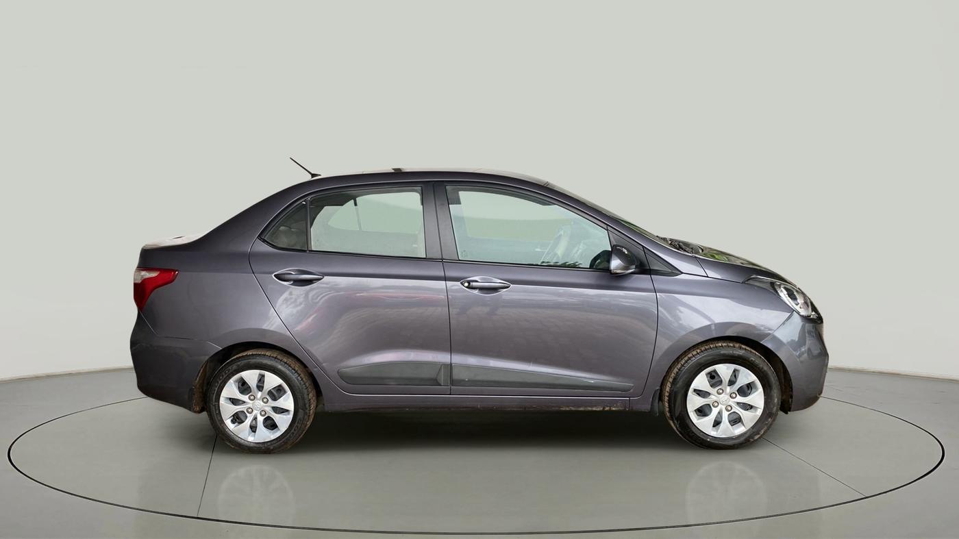 2017 Hyundai Xcent S 1.2, Petrol, Manual, 65,161 km, Right Side View