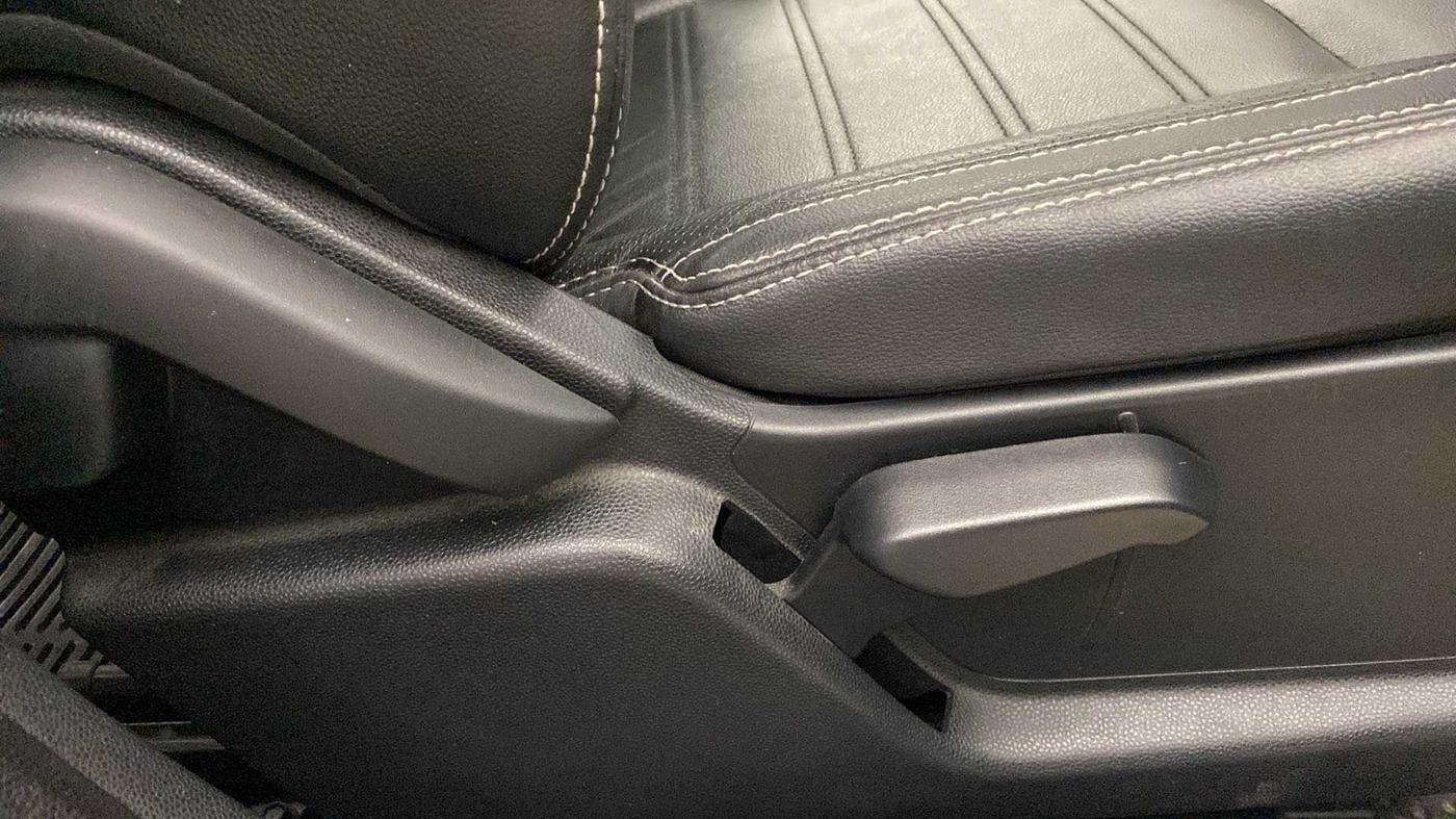 2019 Ford Ecosport TITANIUM + 1.5L PETROL AT, Petrol, Automatic, 58,902 km, Driver Side Adjustment Panel