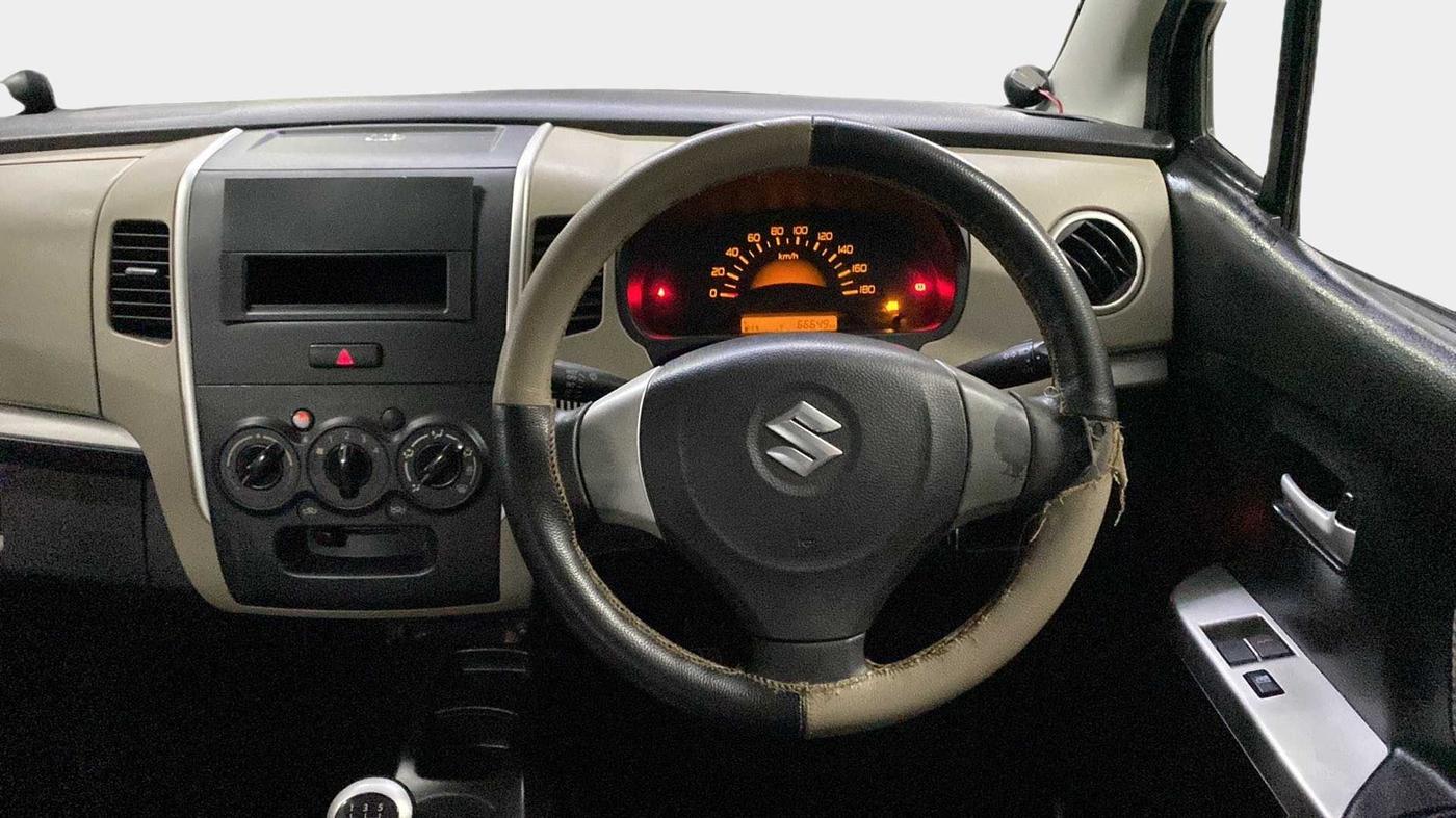 2014 Maruti Wagon R 1.0 LXI CNG, CNG, Manual, 66,612 km, Steering Wheel Close Up