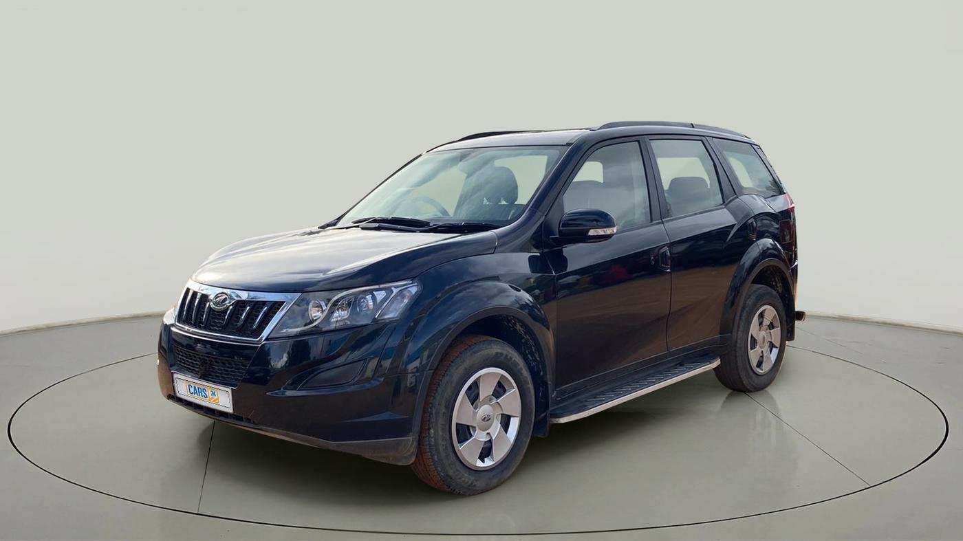 2015 Mahindra XUV500 W6, Diesel, Manual, 98,440 km, Left Front Diagonal
