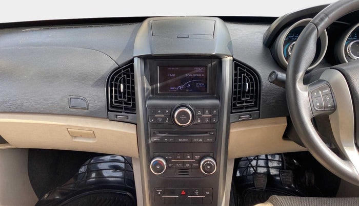 2015 Mahindra XUV500 W6, Diesel, Manual, 98,440 km, Air Conditioner
