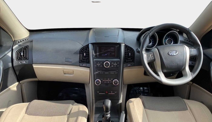 2015 Mahindra XUV500 W6, Diesel, Manual, 98,440 km, Dashboard