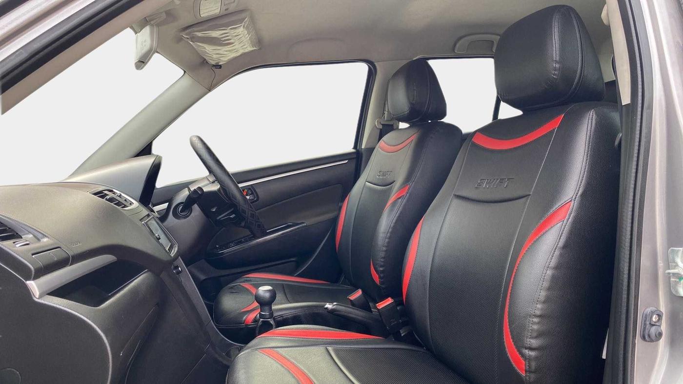 2015 Maruti Swift ZXI, Petrol, Manual, 46,517 km, Right Side Front Door Cabin