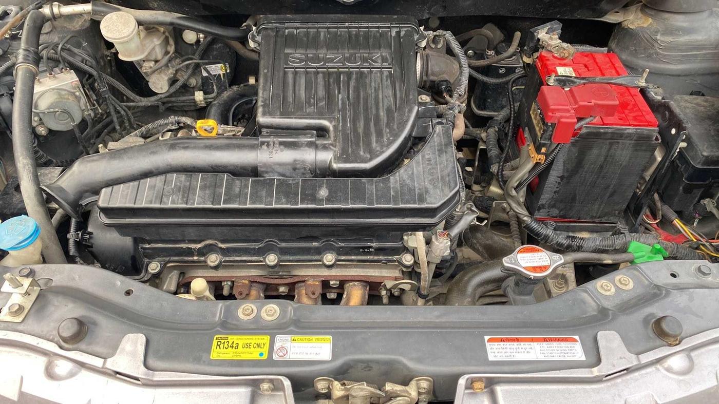 2015 Maruti Swift ZXI, Petrol, Manual, 46,517 km, Open Bonet