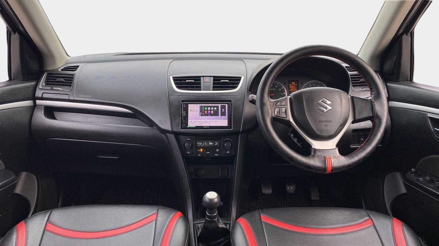 2015 Maruti Swift ZXI, Petrol, Manual, 46,517 km, Dashboard