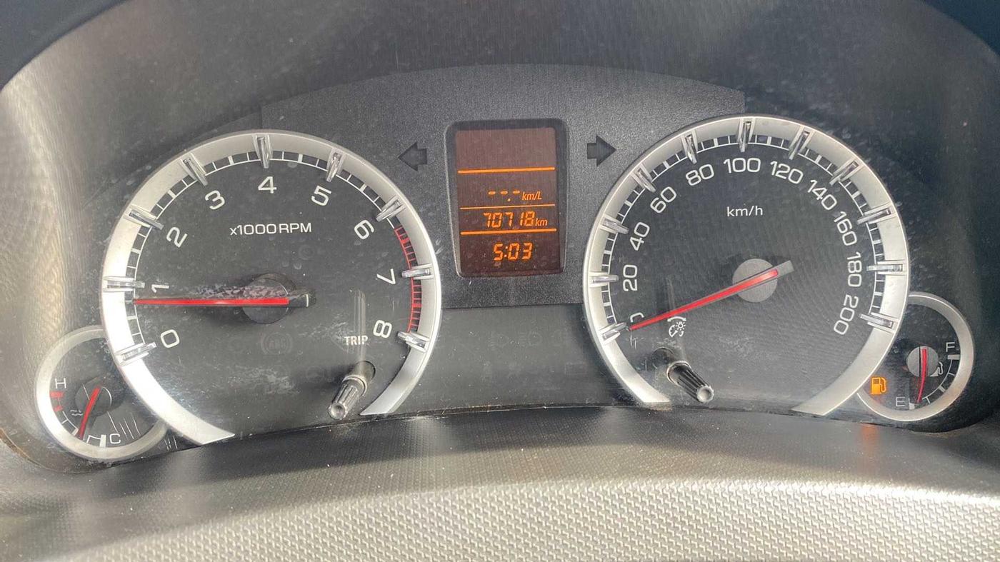 2014 Maruti Swift VXI, Petrol, Manual, 70,744 km, Odometer Image