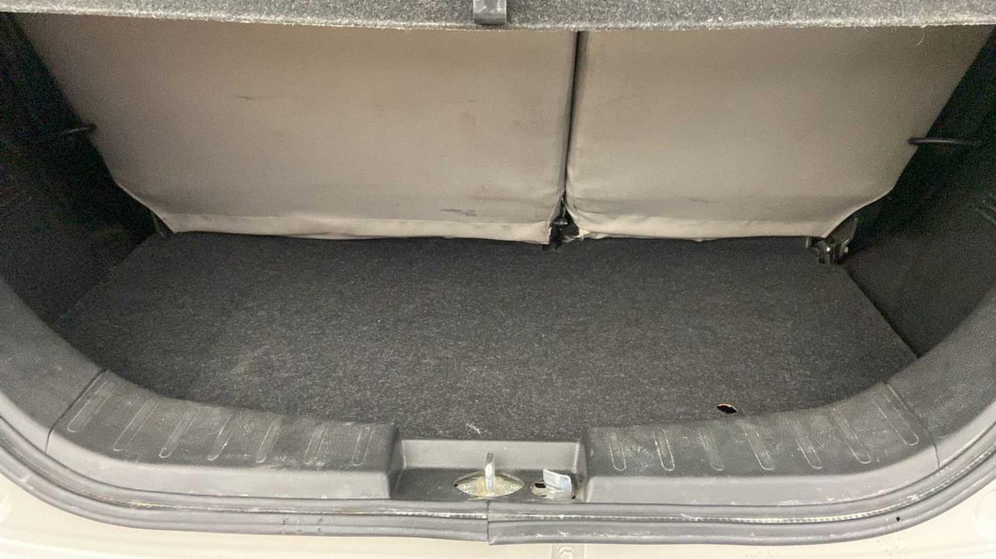 2016 Maruti Wagon R 1.0 VXI AMT, Petrol, Automatic, 21,218 km, Boot Inside