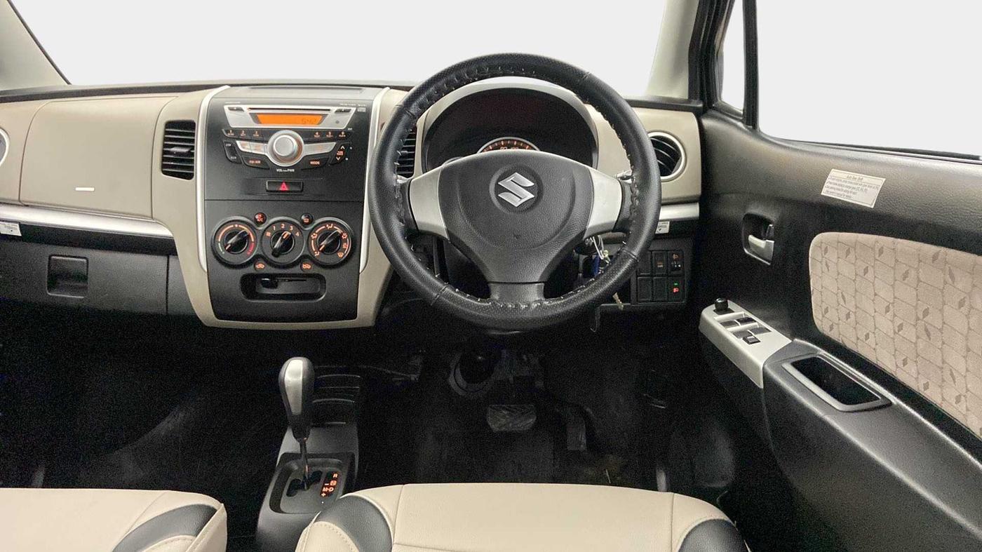 2016 Maruti Wagon R 1.0 VXI AMT, Petrol, Automatic, 21,218 km, Steering Wheel Close Up