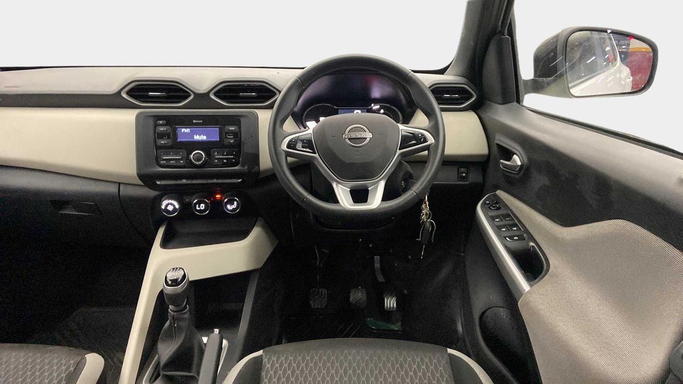 2022 Nissan MAGNITE XL, Petrol, Manual, 15,583 km, Steering Wheel Close Up
