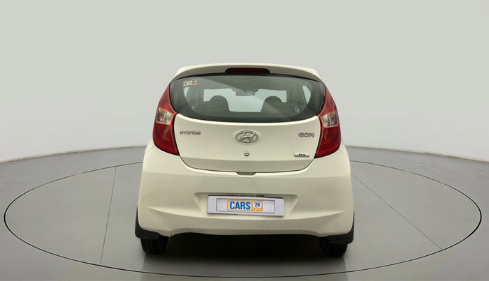 2016 Hyundai Eon ERA +, Petrol, Manual, 27,430 km, Back/Rear