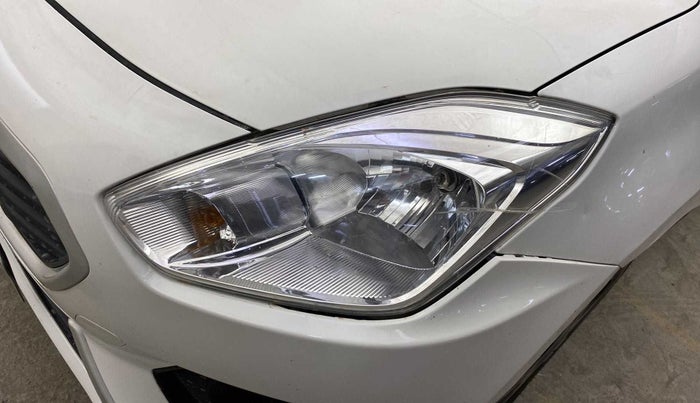 2018 Maruti Dzire LXI, Petrol, Manual, 59,557 km, Left headlight - Minor scratches